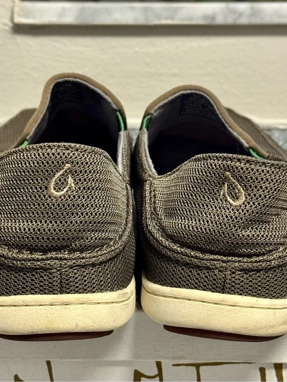 OluKai Nohea Mesh Men’s Size 9 Brown Mustang Slip On Boat Shoes